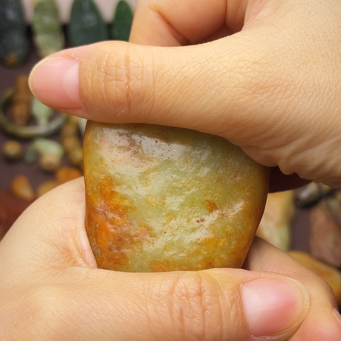 水****岫岩河磨玉（透闪石质玉）未镶嵌颈饰