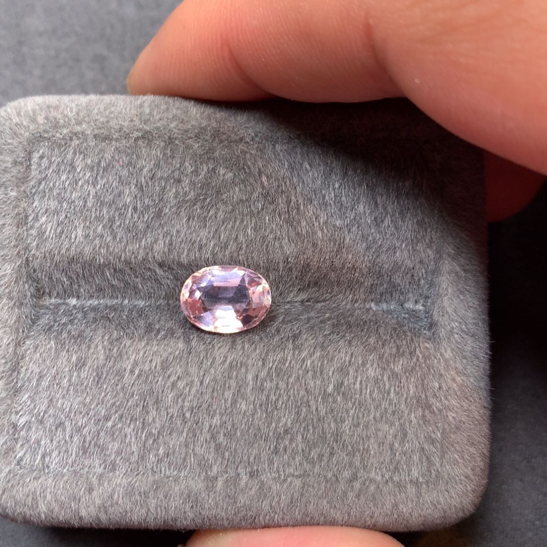 裸石未镶嵌碧玺2.8克拉