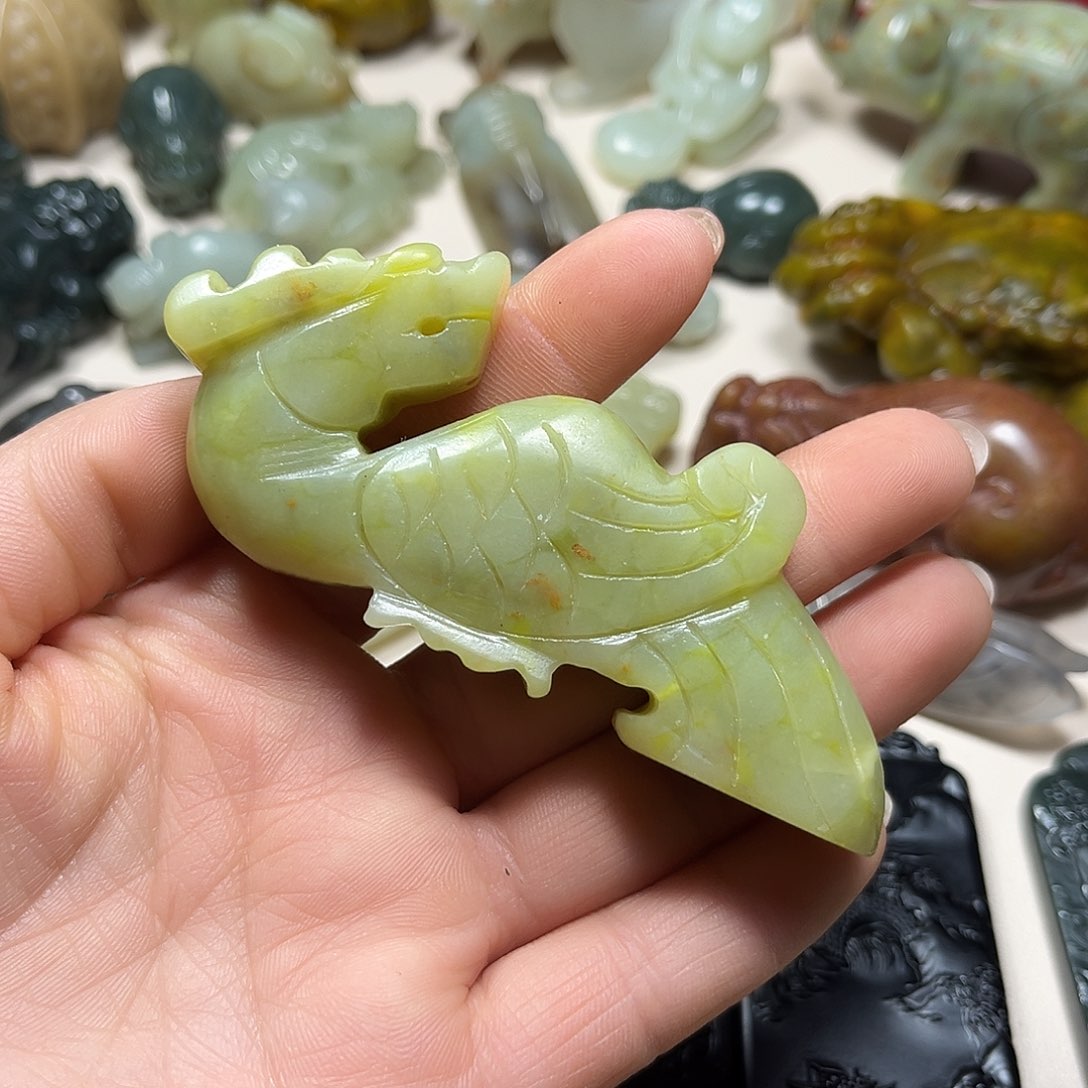 白玉菩提吊坠白玉菩提吊坠