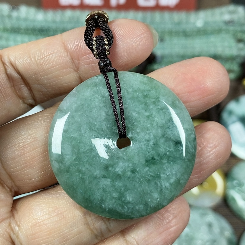 【闪购商品】翡翠颈饰未镶嵌玉吊坠翡翠玉平安扣