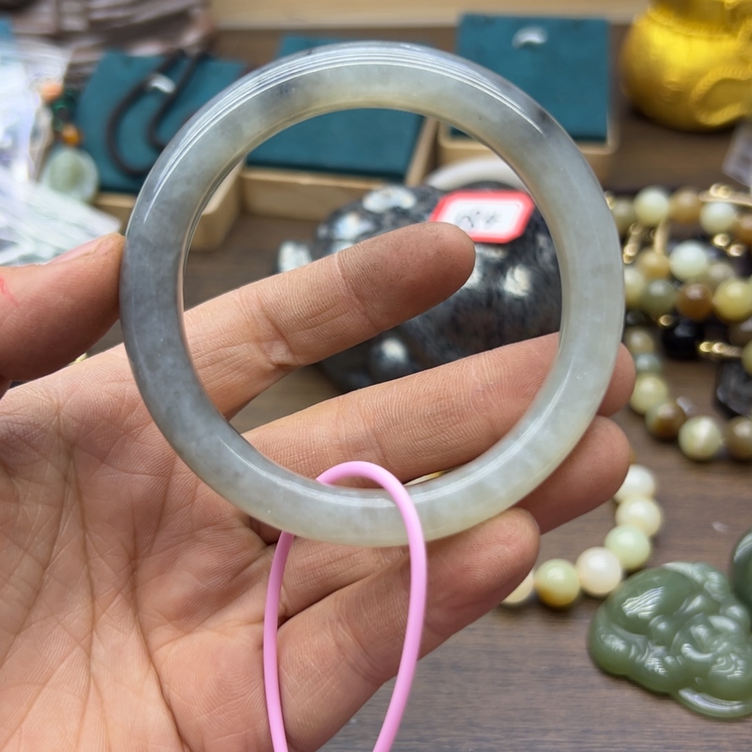 和田玉未镶嵌手镯57.7圈围245