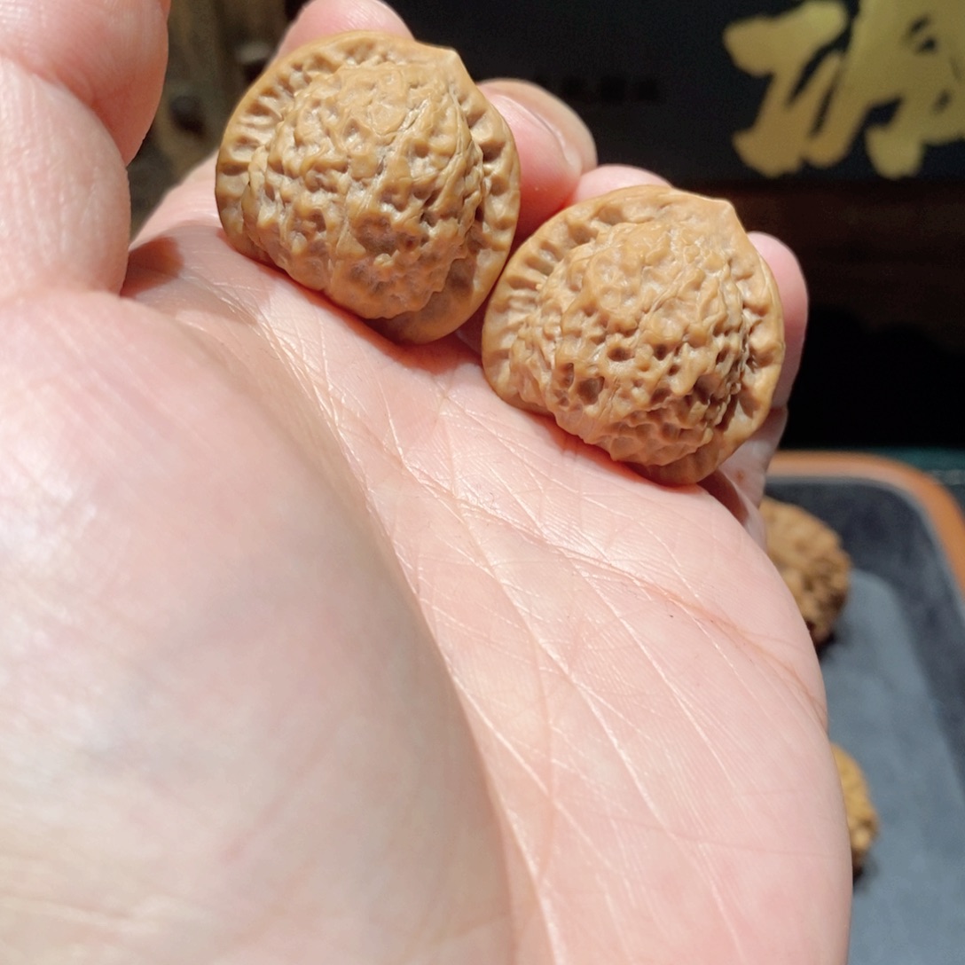 文玩核桃吊坠一*无双