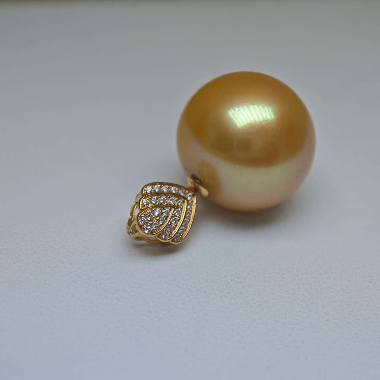 时尚经典金珠吊坠