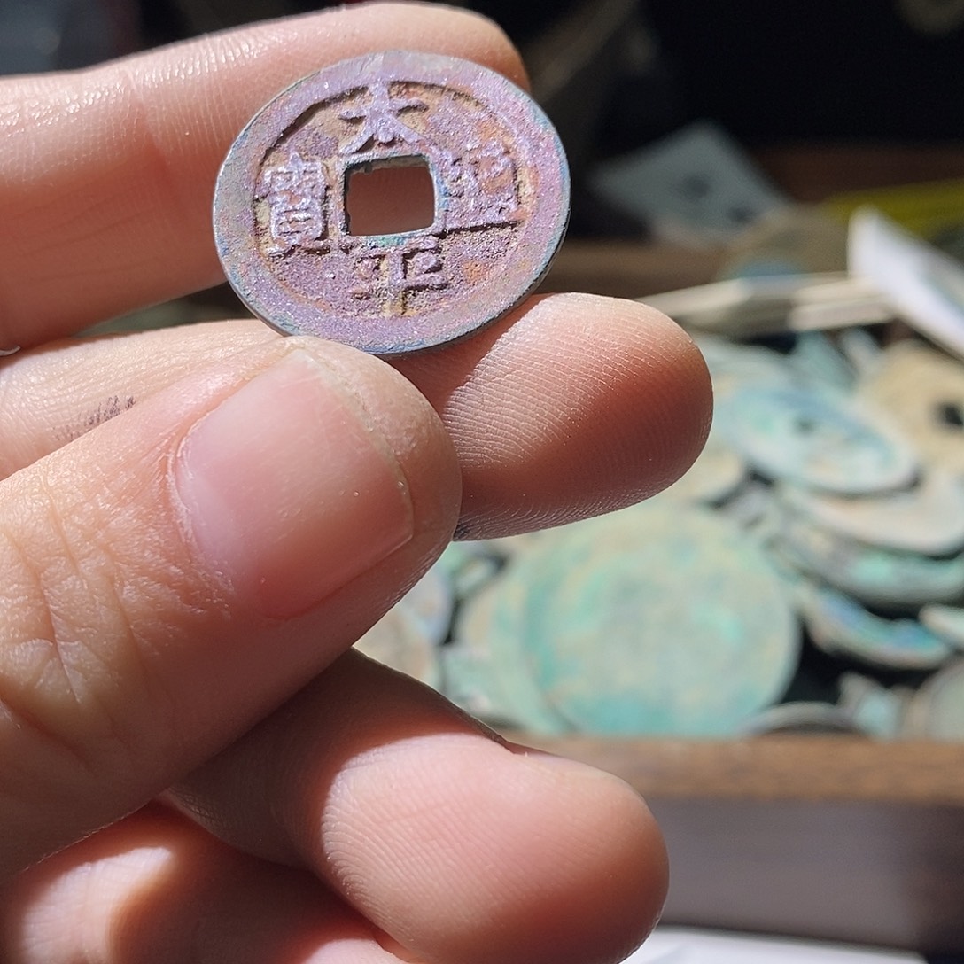 现代铜工艺品定制类钥匙扣 