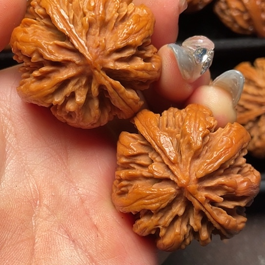 文玩核桃吊坠秦岭山脉核桃