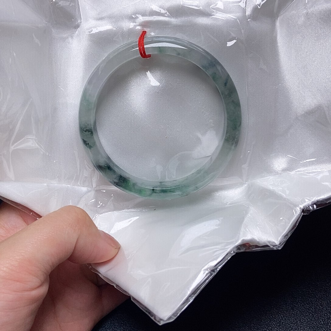 翡翠未镶嵌手镯58圈