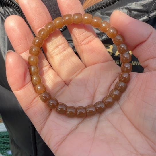 和田玉手链未镶嵌卡8糖直切且末糖