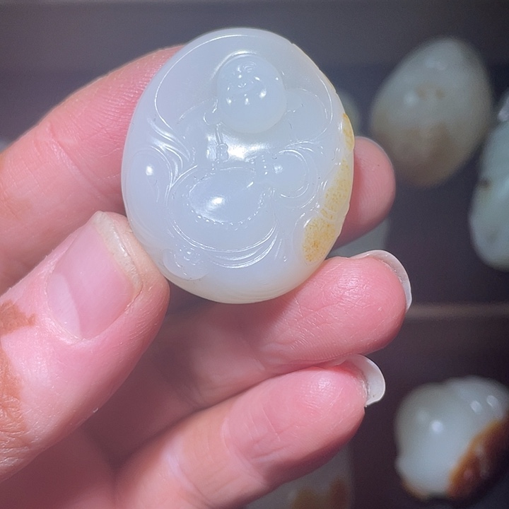 青***案和田玉未镶嵌车挂