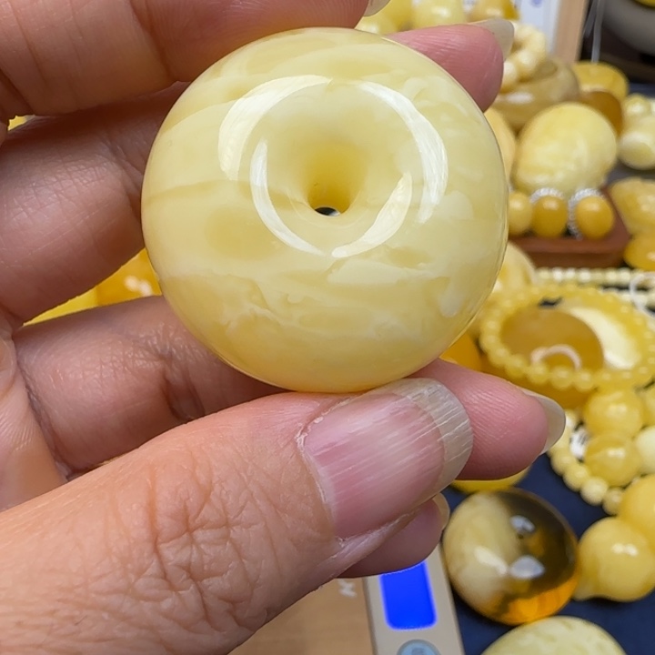 蜜蜡未镶嵌颈饰天然蜜蜡