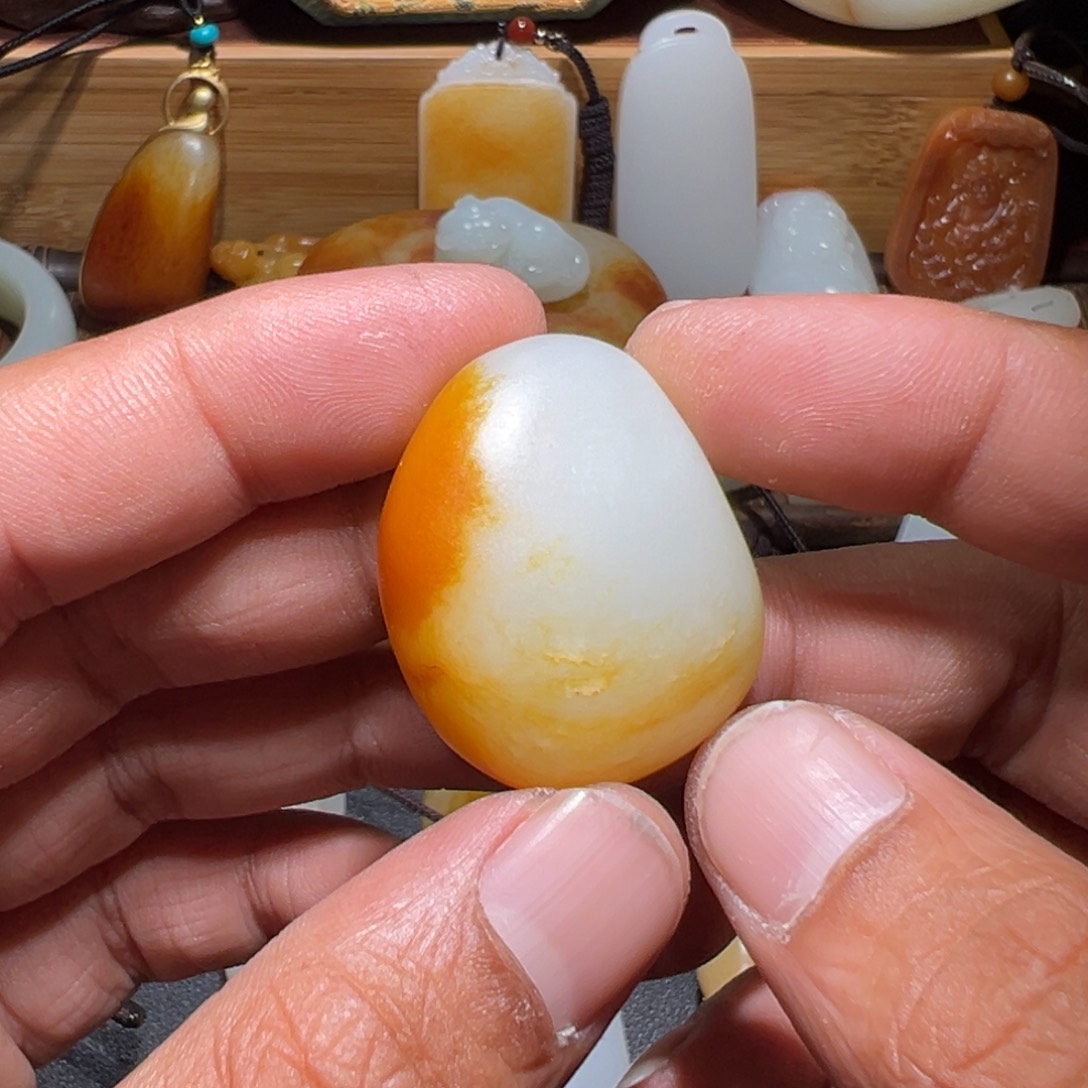 和田玉未镶嵌颈饰雅**3