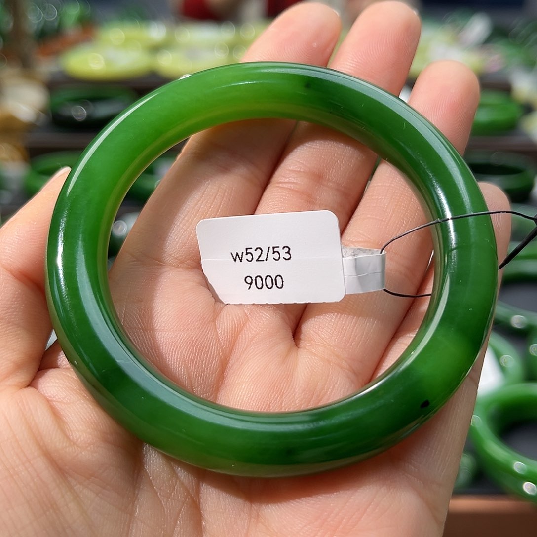 和田玉（碧玉）手镯未镶嵌