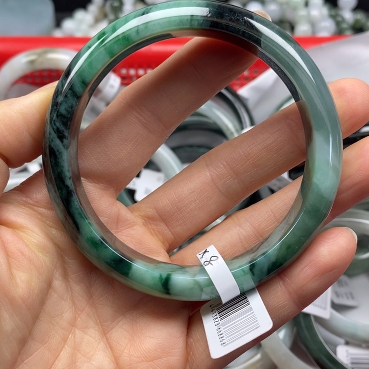 翡翠未镶嵌手镯翡翠手镯