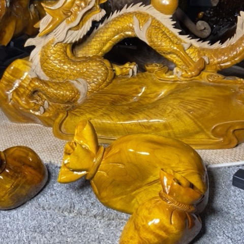 金丝楠俊*龙摆件家居