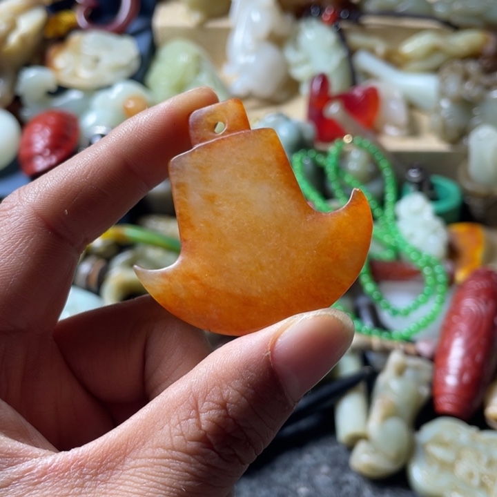 和田玉未镶嵌吊坠(不含链)