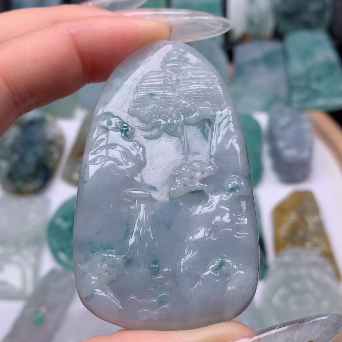 【闪购商品】翡翠颈饰未镶嵌紫山水
