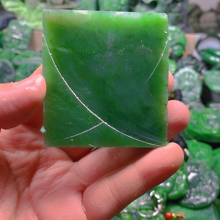 专***）和田玉（碧玉）未镶嵌珠宝半成品