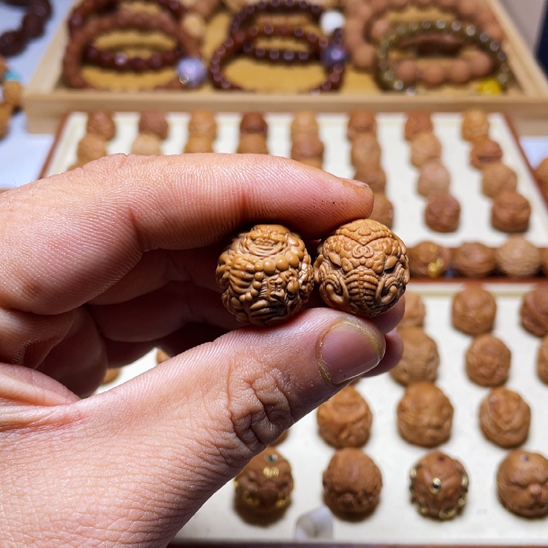 特***南吊坠猴头核桃1718左右猴头核桃象神琐龙