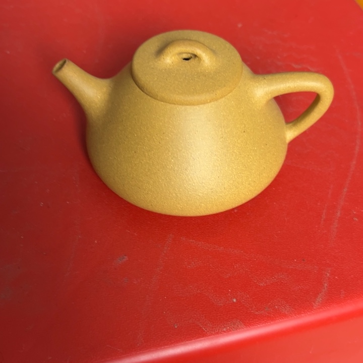 茶壶紫砂黄金段瑕疵190