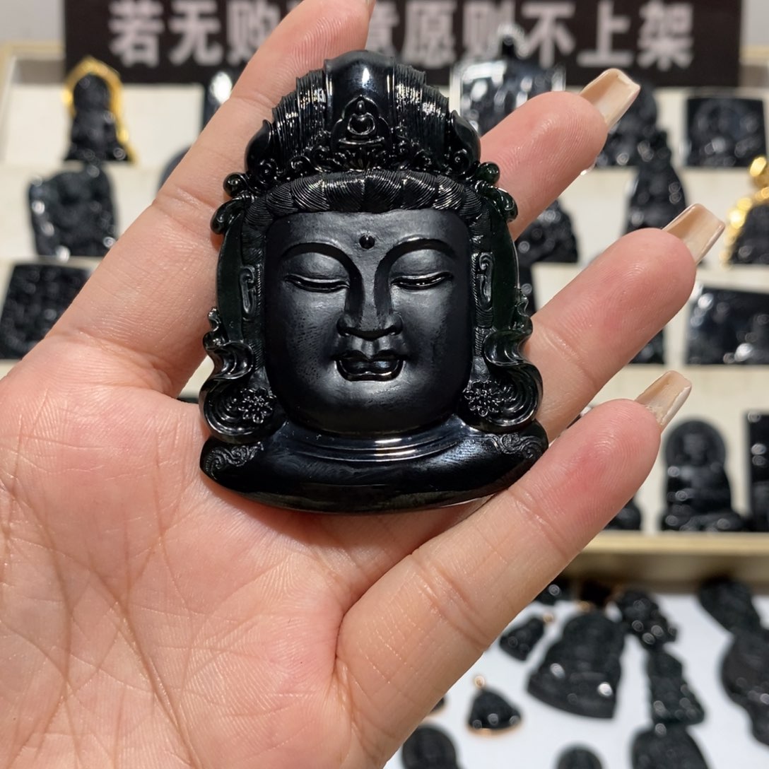 翡翠颈饰未镶嵌西****！翡翠