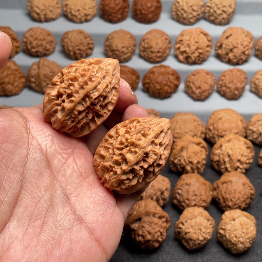 文玩核桃吊坠39招财鼠