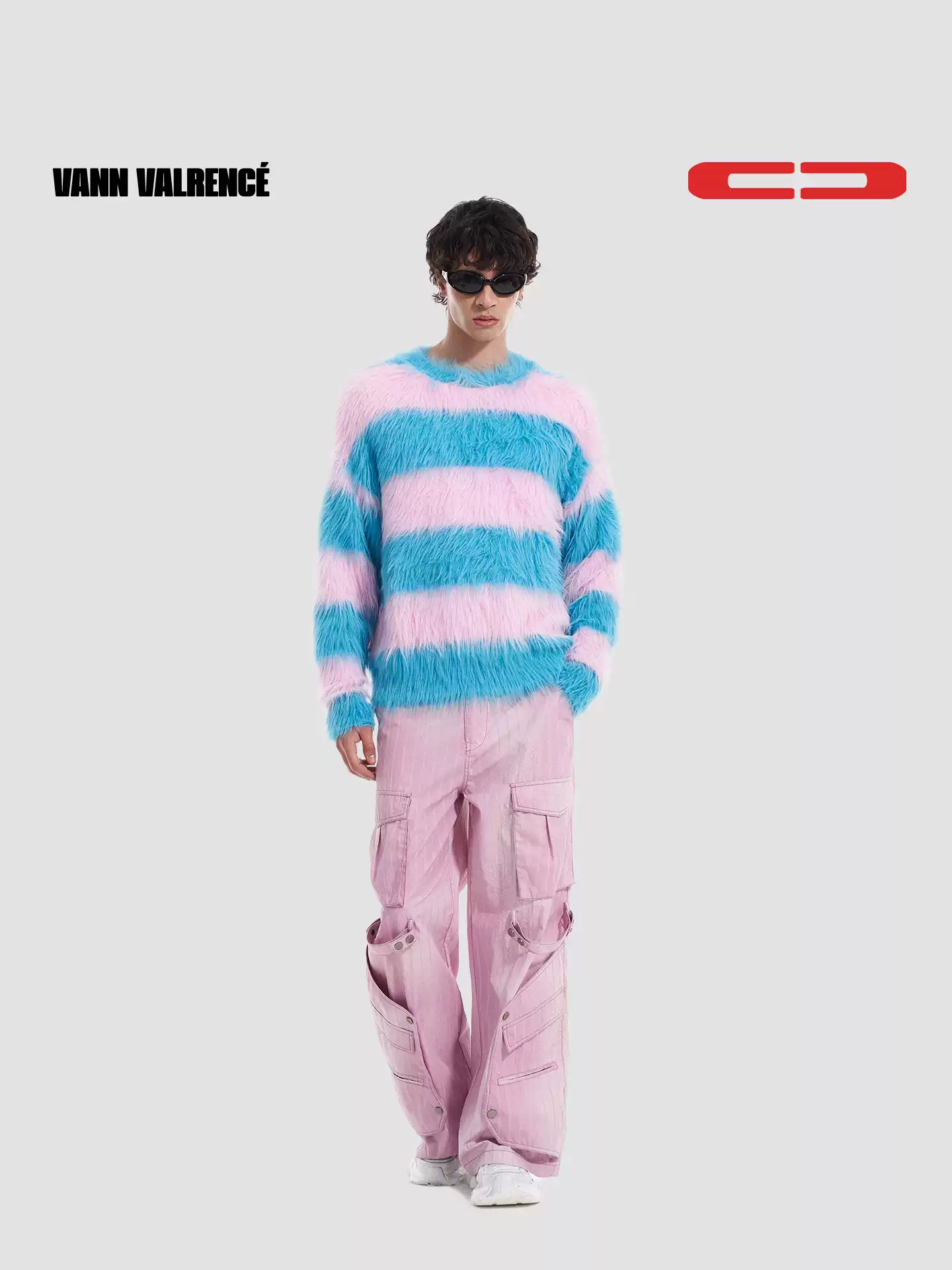 VANN VALRENCÉ慵懒风拼色条纹宽松保暖针织衫(no退，支持换款换码）