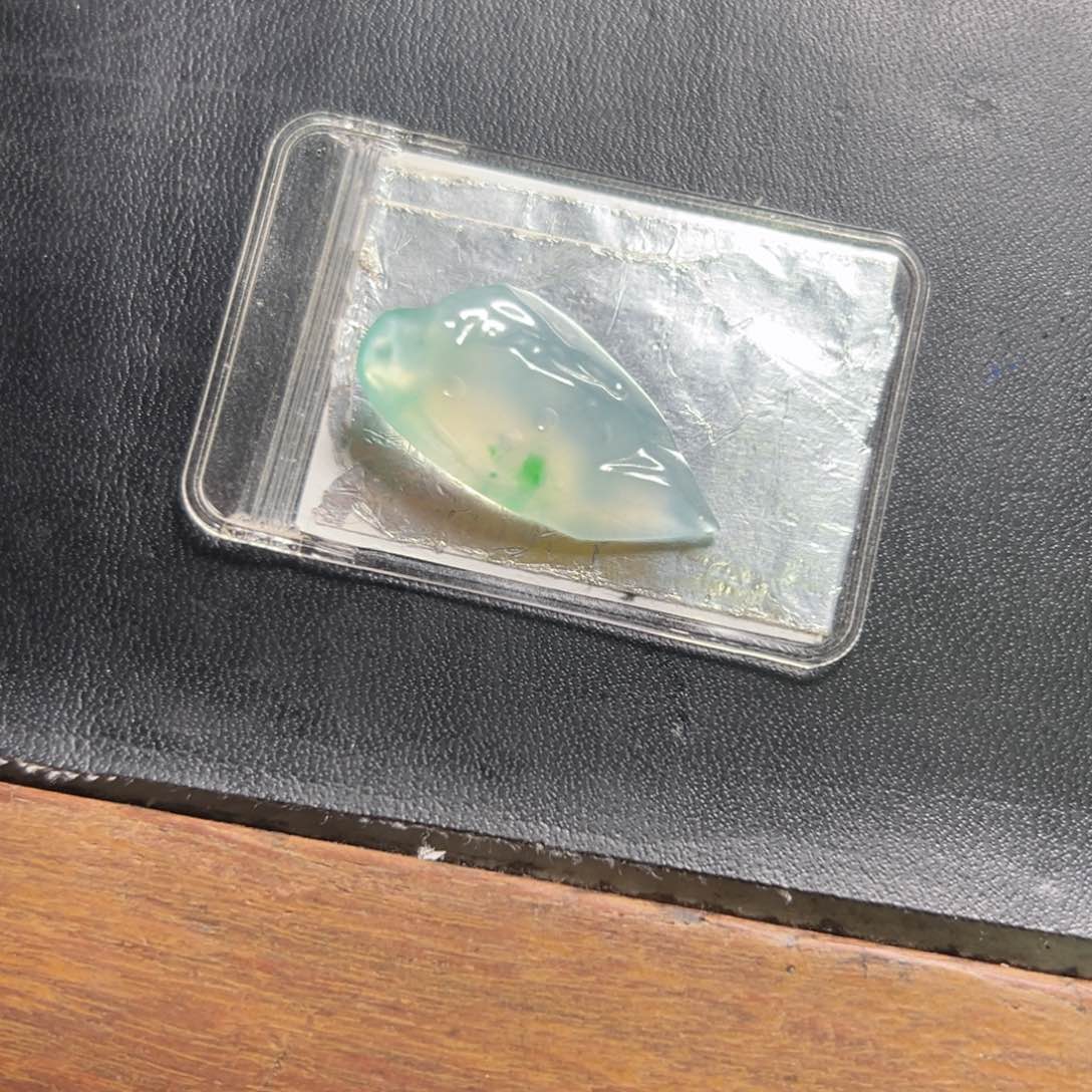 定制翡翠未镶嵌冰起光