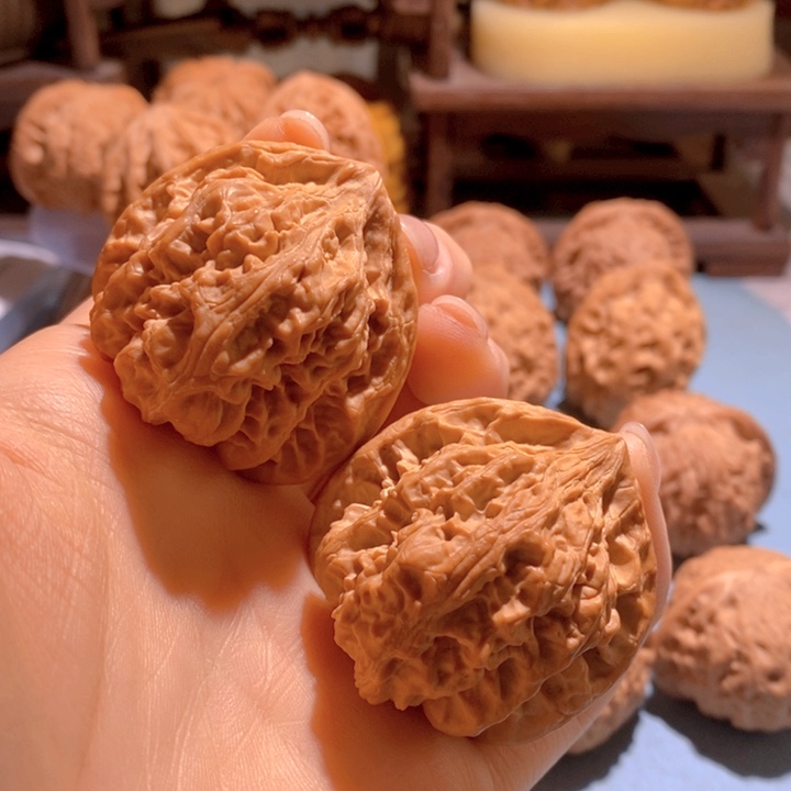 文玩核桃把件火焰马蹄42