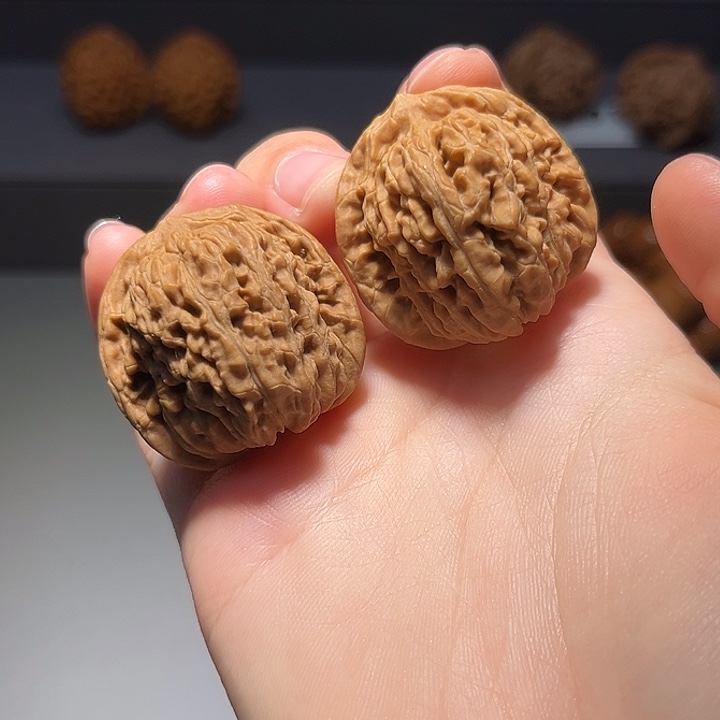 文玩核桃把件四座楼605