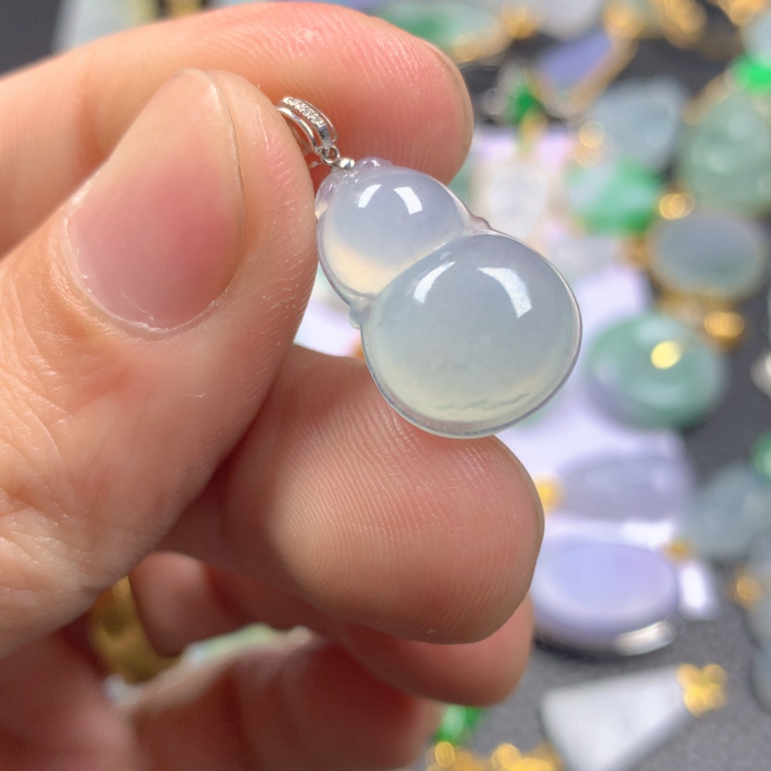 【闪购商品】翡翠颈饰18K金镶嵌翡翠