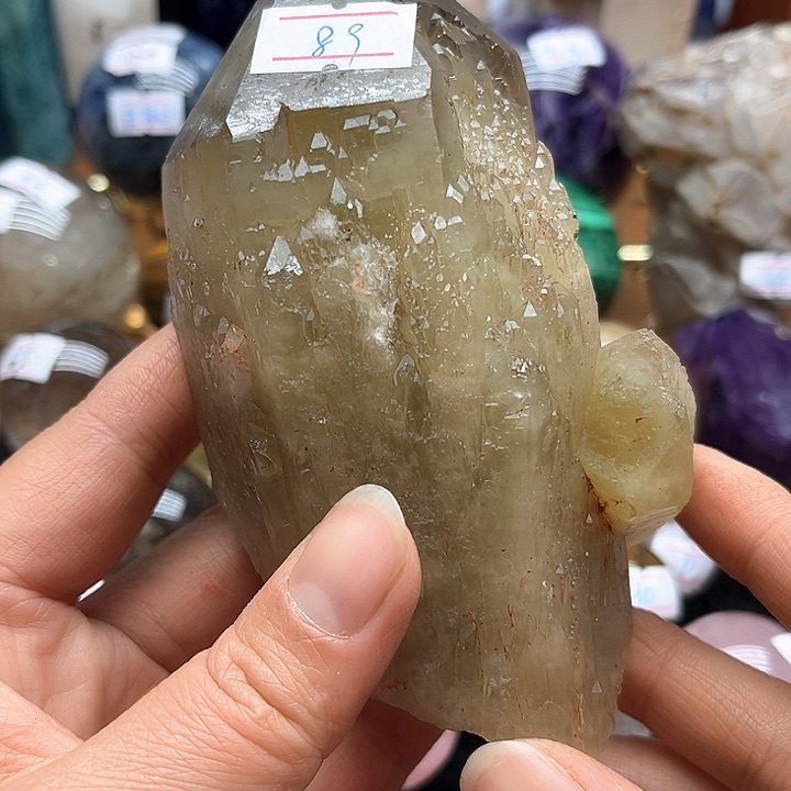 水晶526克水晶原石未镶嵌