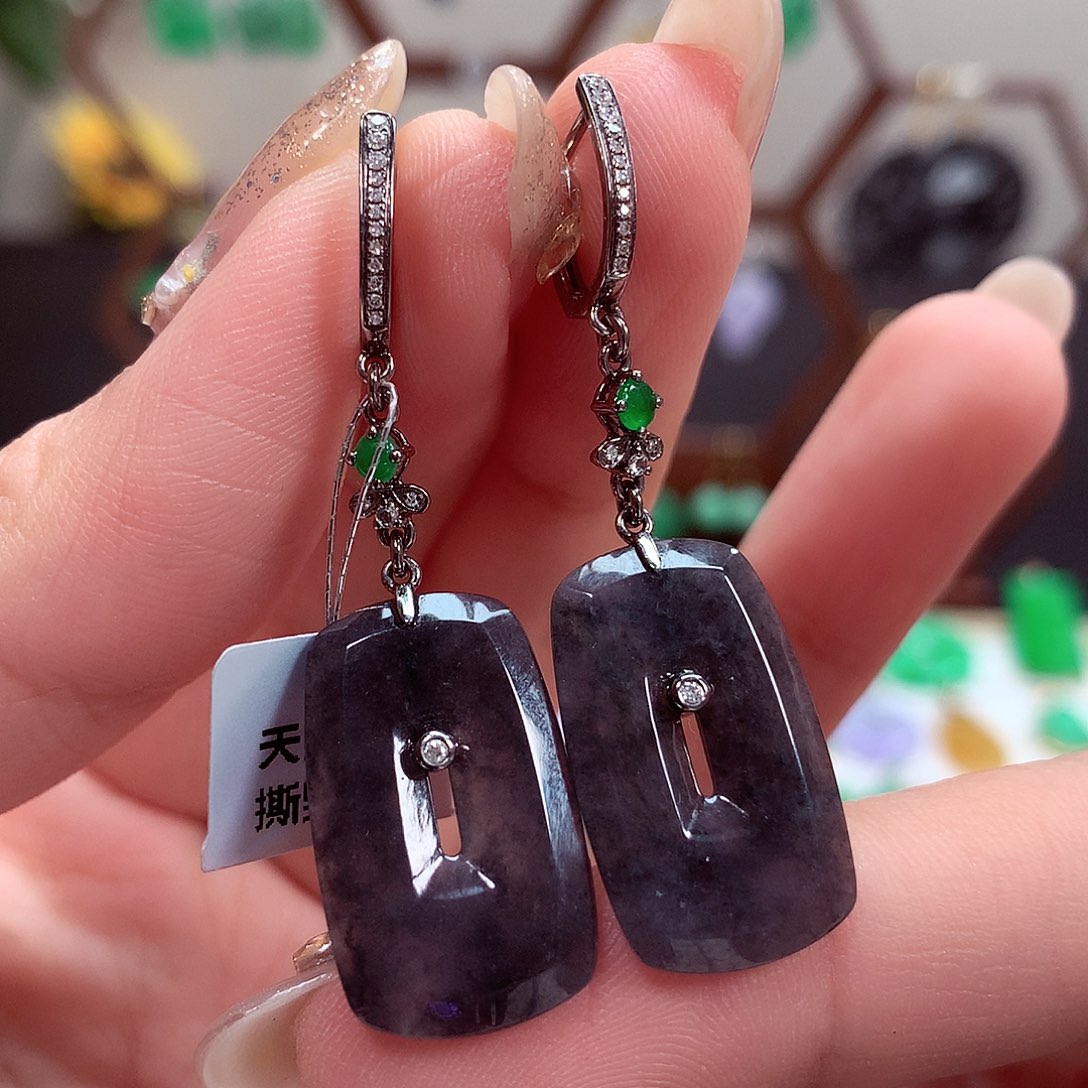 翡翠耳饰18K金镶嵌天然翡翠