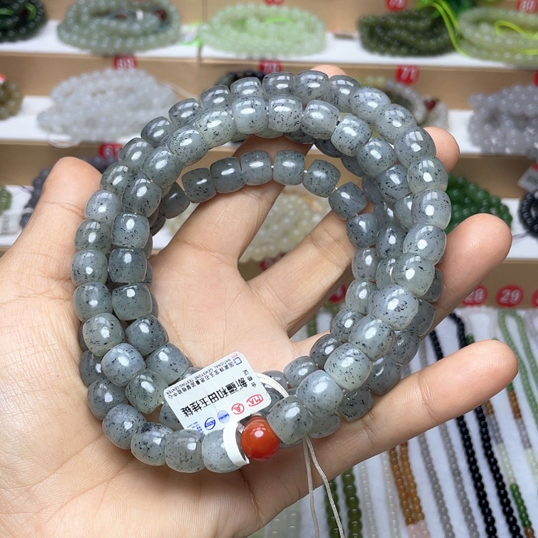 和田玉颈饰未镶嵌10