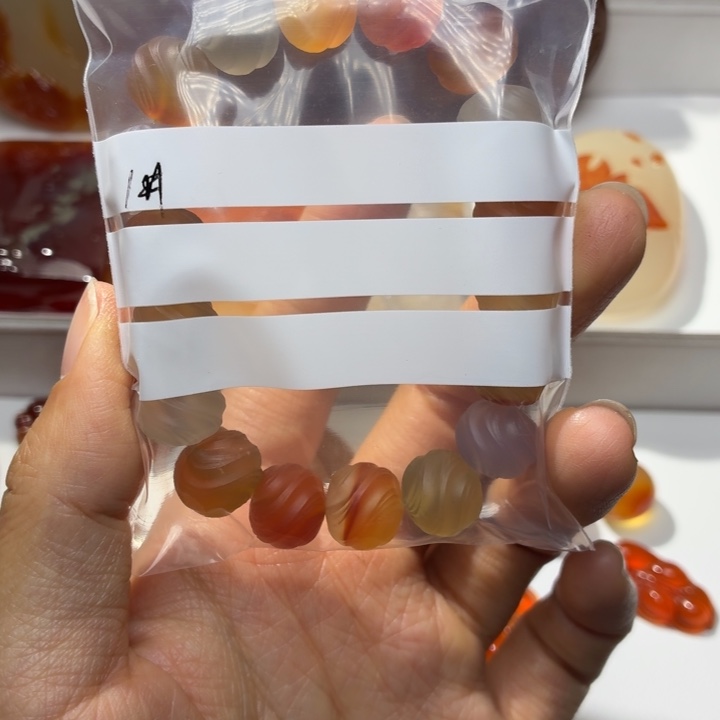 玛瑙/玉髓颈饰合金晨**林1