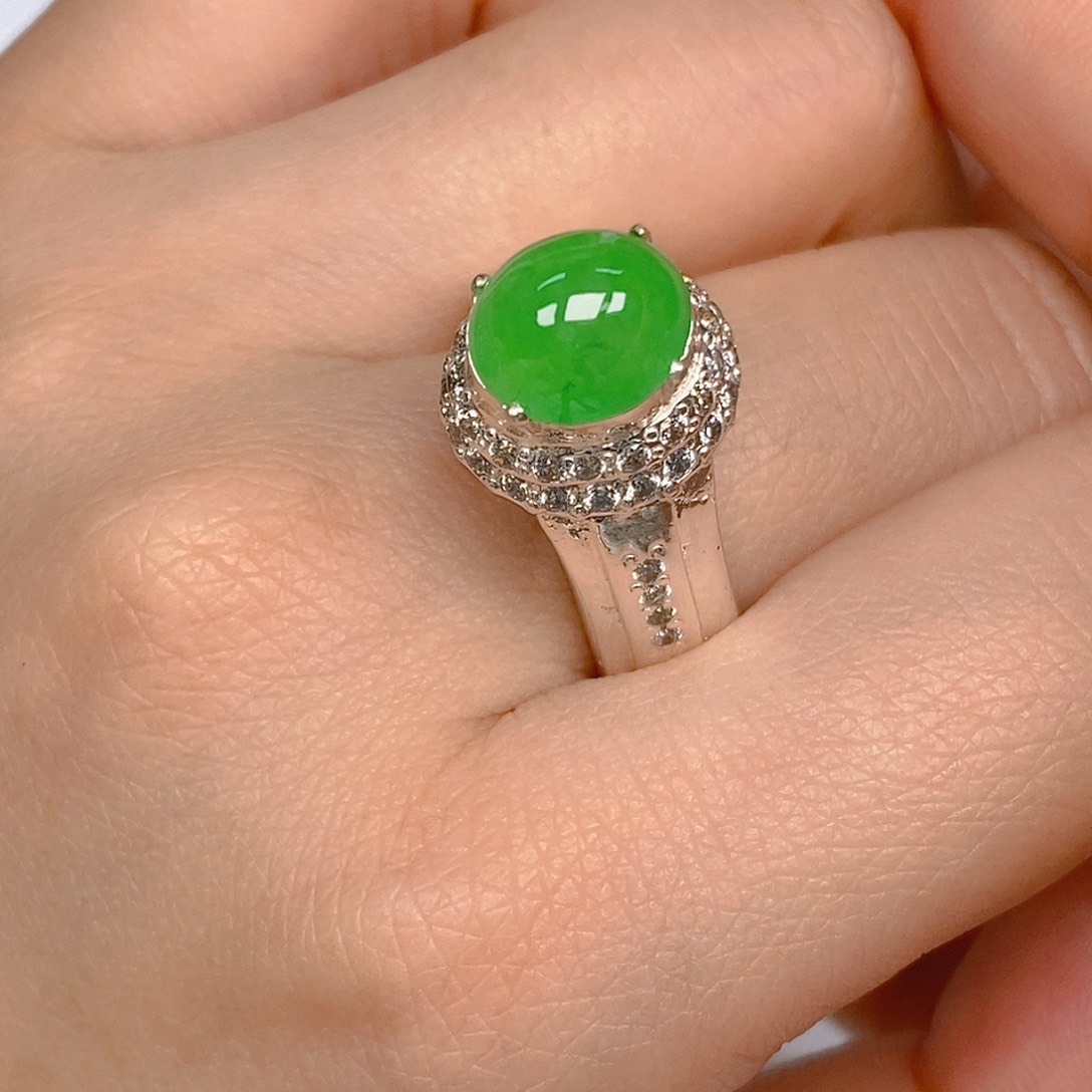 翡翠戒指未镶嵌翡翠