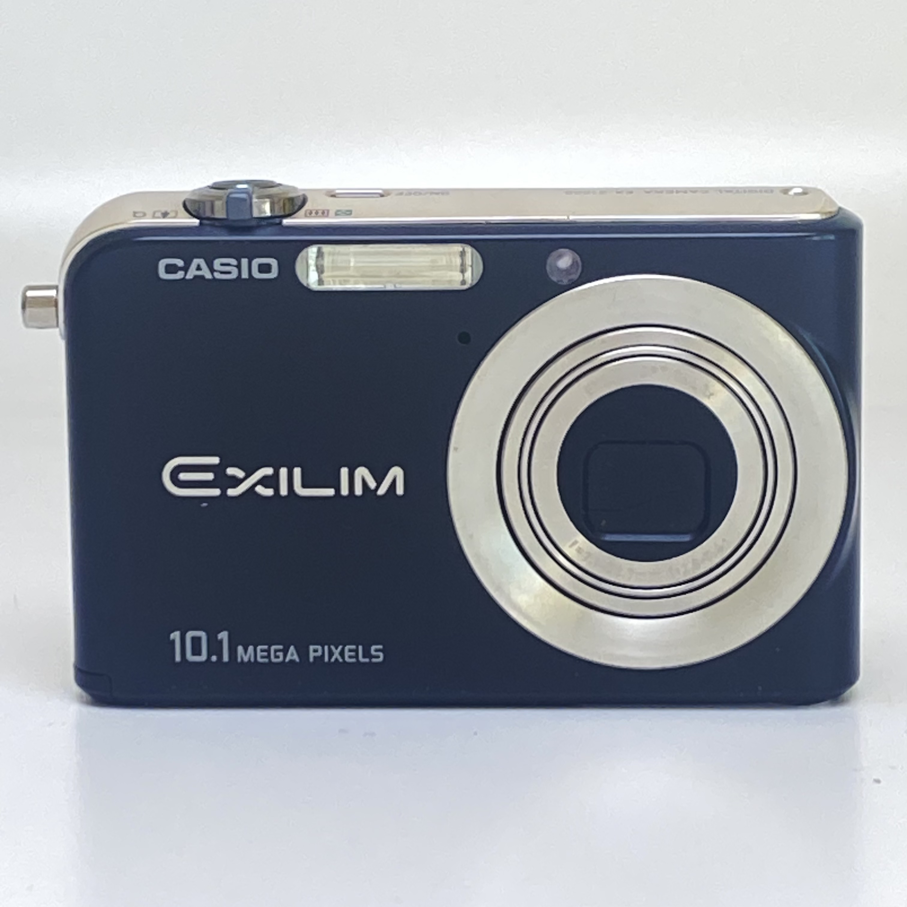 95新 Casio/卡西欧 z1000黑日版1010w像素3倍光学变焦出图冷白皮