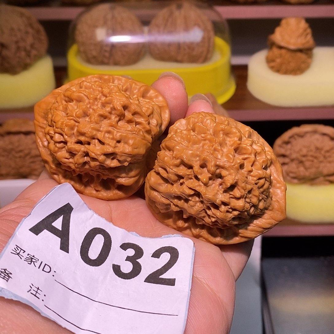 文玩核桃把件43官帽