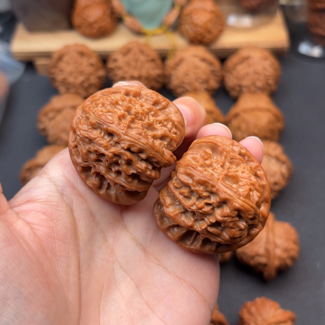 拓***Y吊坠文玩核桃三角白42