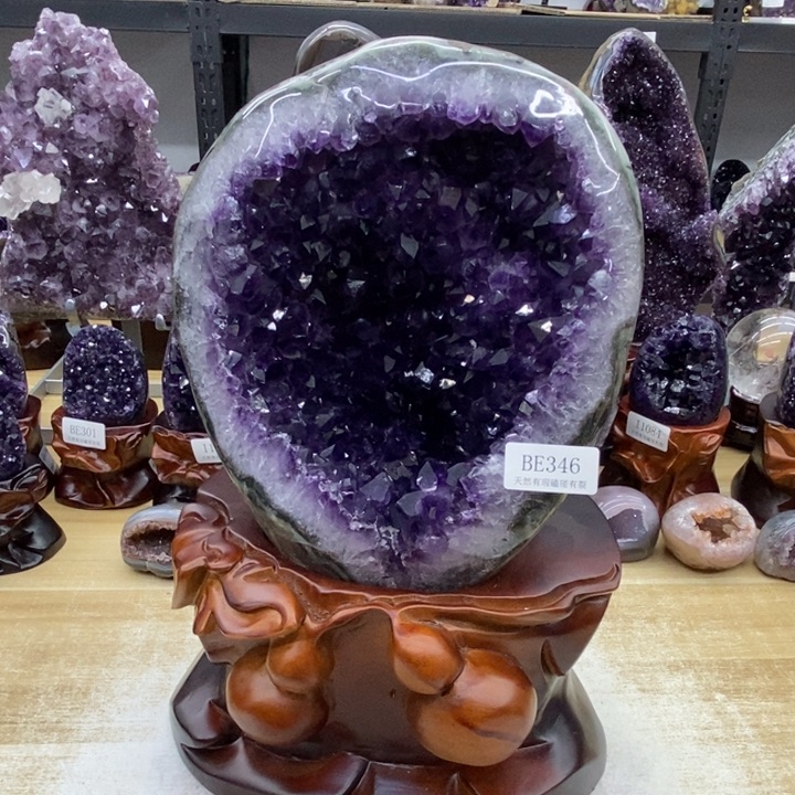 紫晶大型摆件（非配饰）未镶嵌