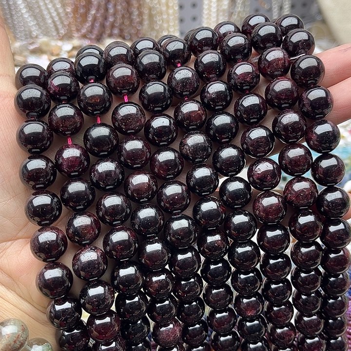 玛瑙/玉髓未镶嵌珠宝半成品一条13mm左右石榴石