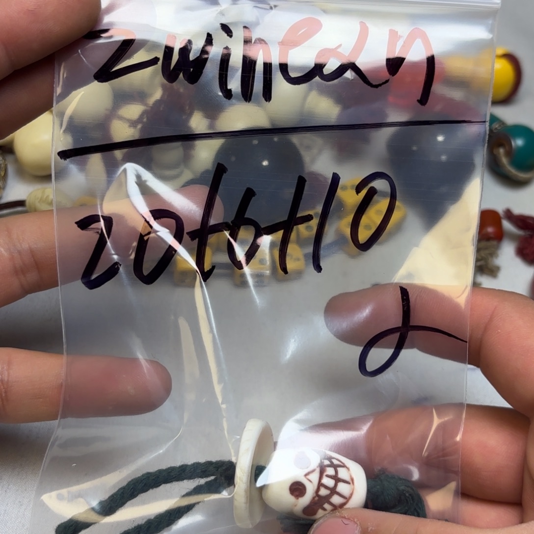 Z***q泥塑藏地金刚菩提念珠Zwind