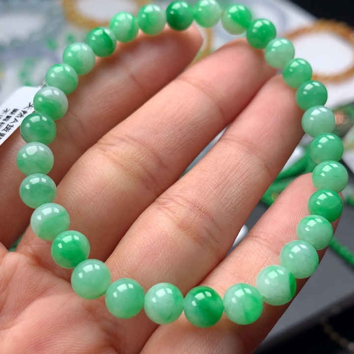 翡翠手镯未镶嵌卡6.1