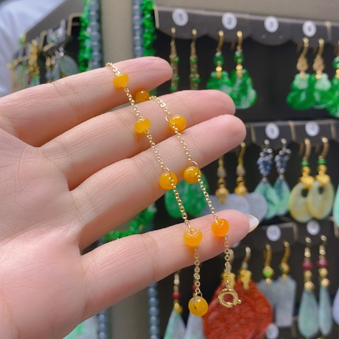 未镶嵌翡翠耳饰翡翠