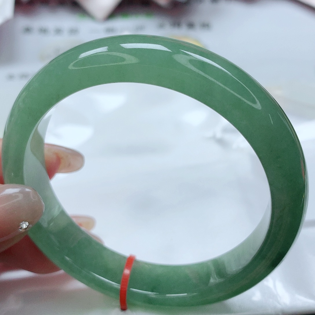 【闪购商品】翡翠手镯未镶嵌缅甸天然A货翡翠