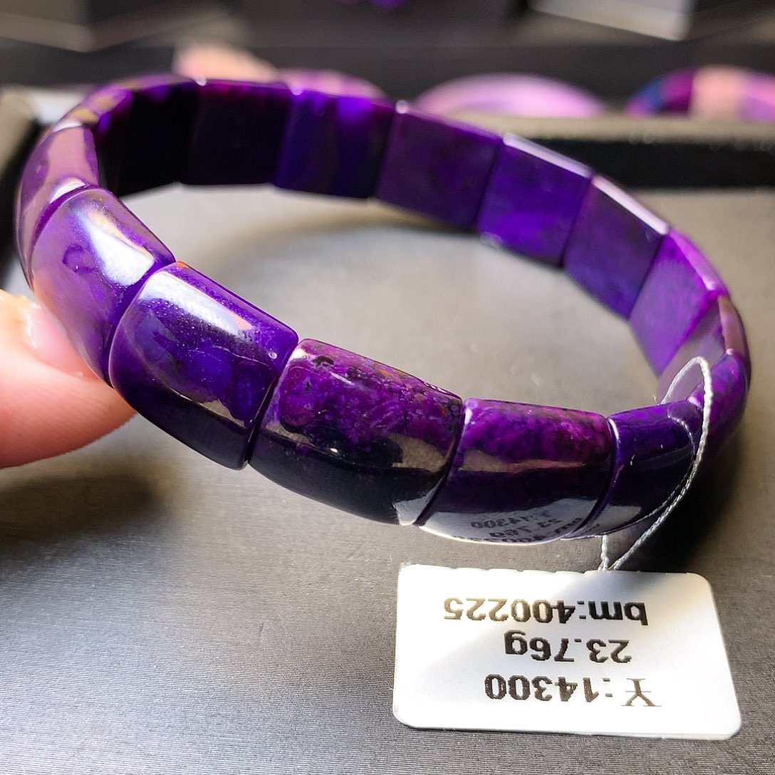 未镶嵌苏纪石（舒俱来）手排