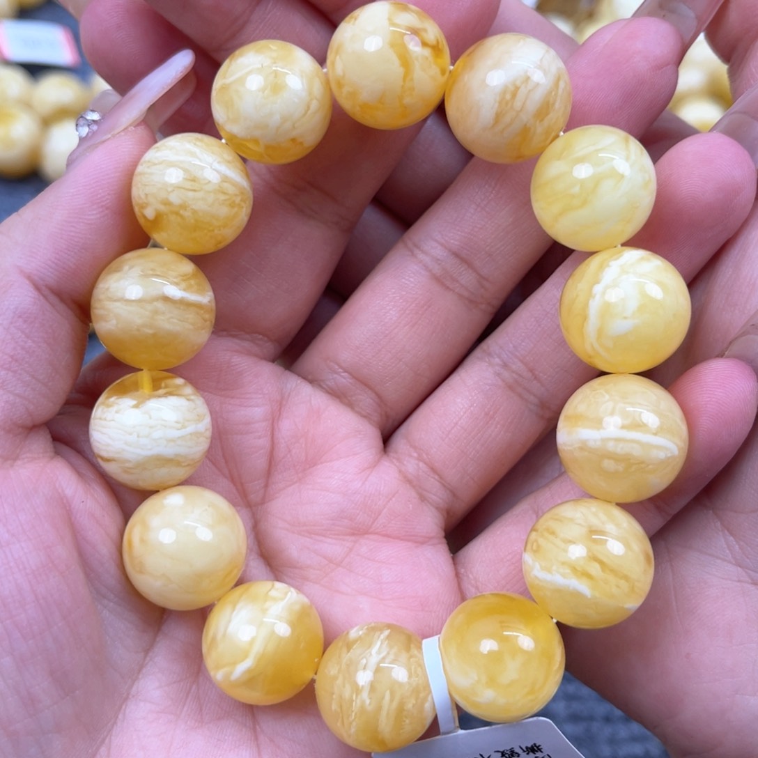 琥珀裸石未镶嵌尺寸15.8