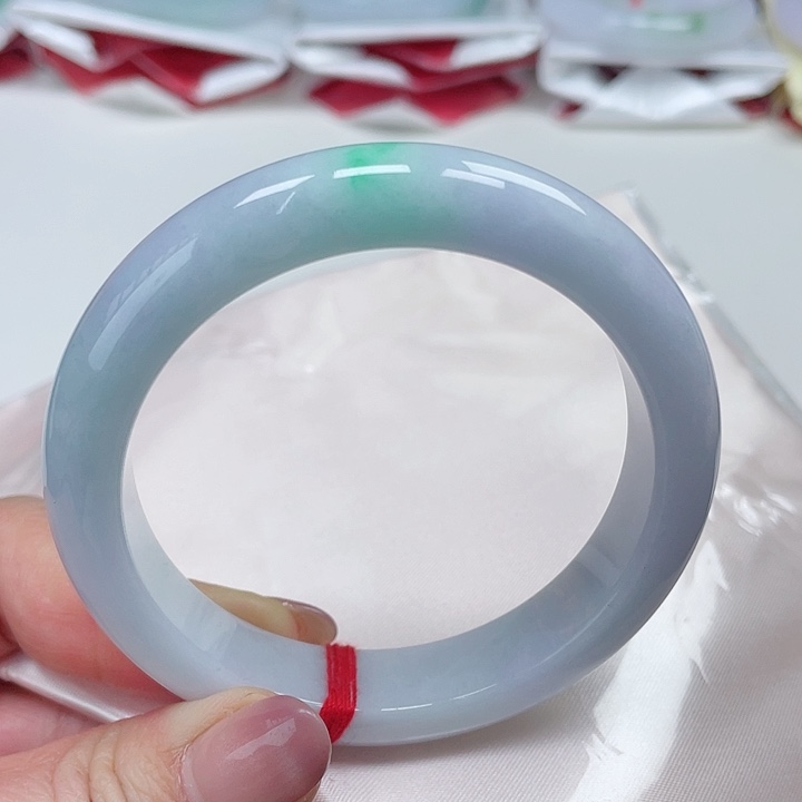 翡翠手镯未镶嵌缅甸翡翠