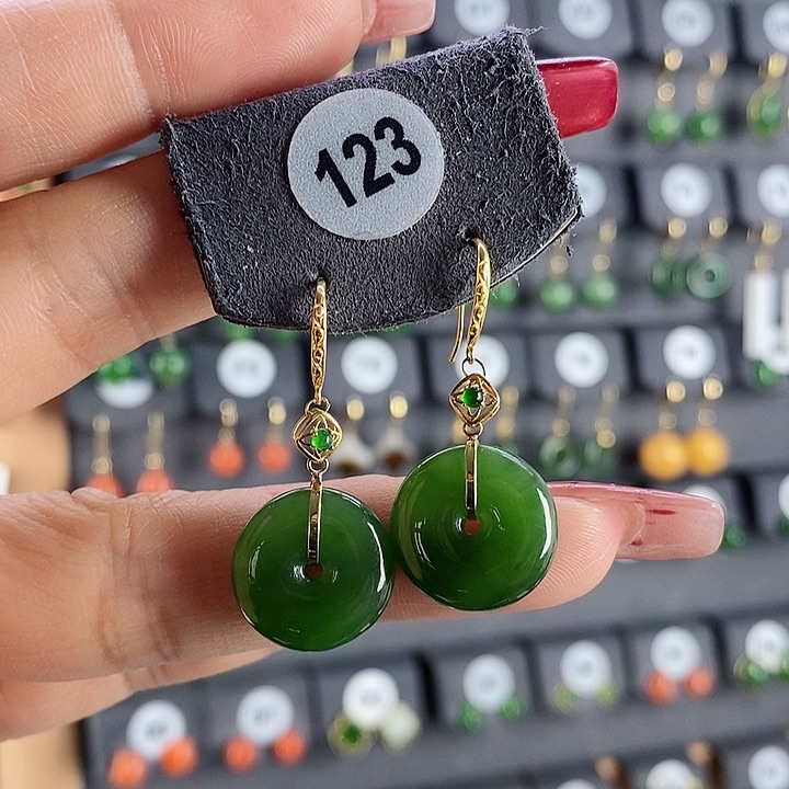 和田玉耳饰18K金镶嵌