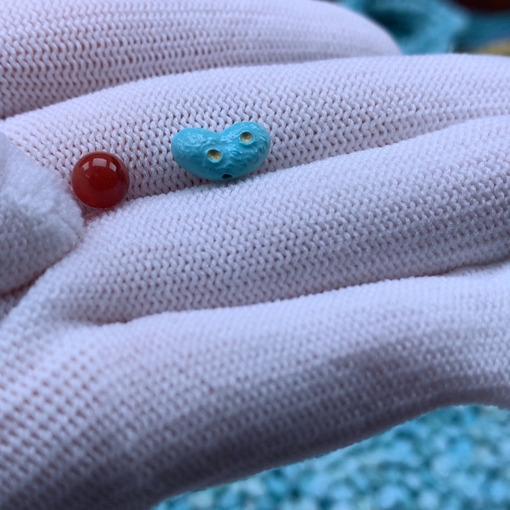 南红玛瑙未镶嵌珠宝奇石