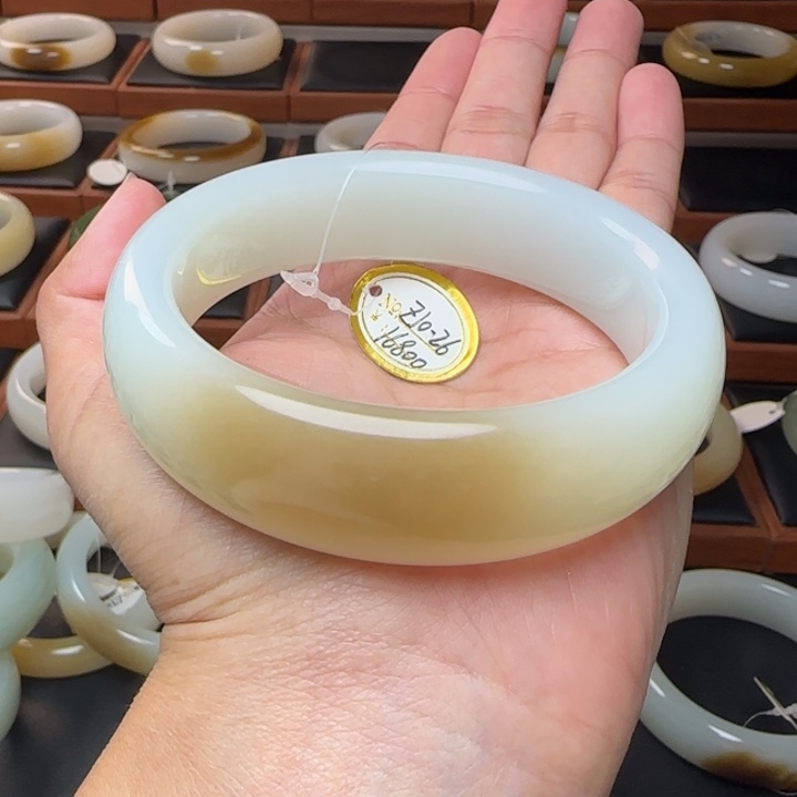 和田玉未镶嵌手镯糯白底一口糖61.3宽胎