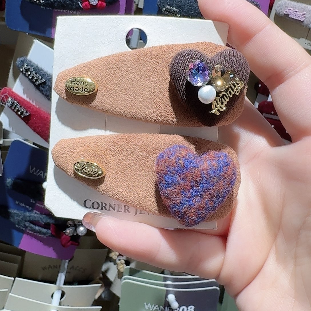 皮质铁合金咖色爱心拜拜